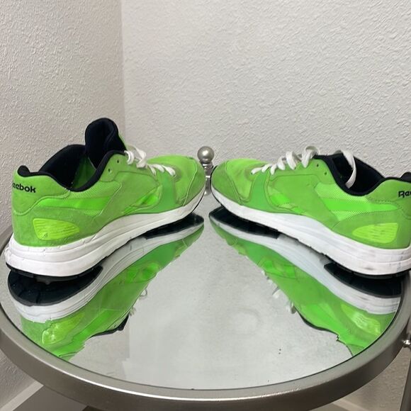 Reebok Women's UL 6000 Classic Shoe, Green - Picture 7 of 10